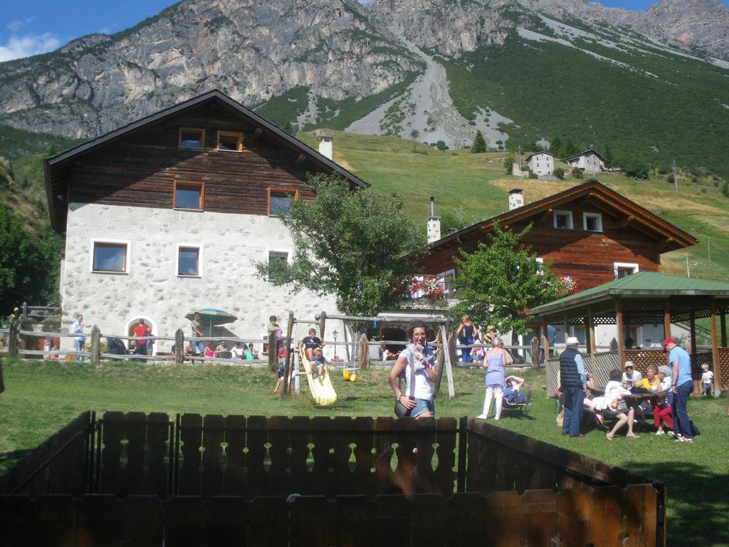 Agriturismo Raethia Isolaccia Exterior foto