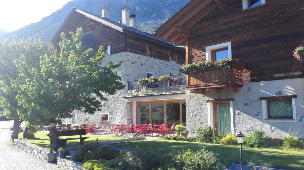 Agriturismo Raethia Isolaccia Exterior foto